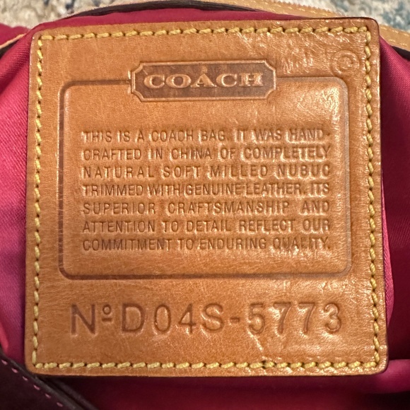 Rare Coach crossbody messenger bag purple nubuck leather w/camel leather strap - Picture 8 of 12